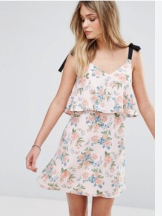 Miss Selfridge Dresses & Skirts - Miss Selfridge Pink Floral Dress